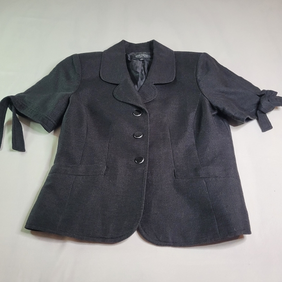 Kasper womens button front short sleeve jacket size 8 in black - Picture 1 of 8